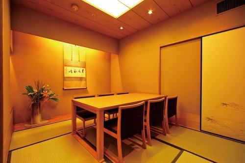 個室でゆったり会食