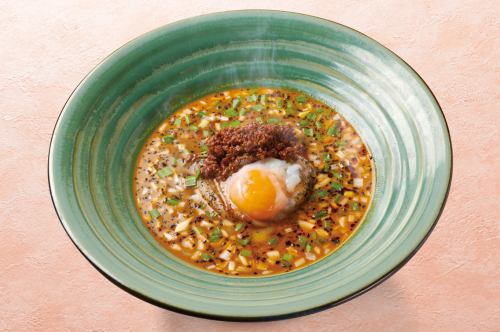 黒胡麻担担のおうどん(温)