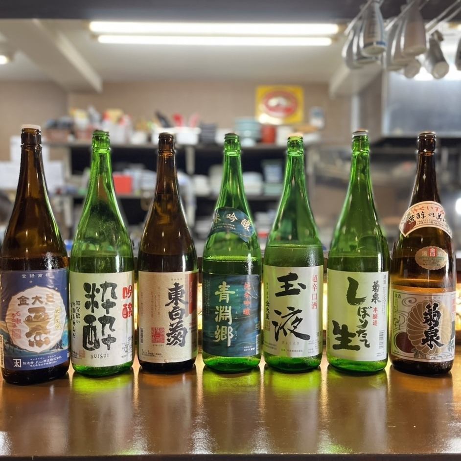 深谷の地酒10種類以上、その他各地の日本酒も30種類以上あります