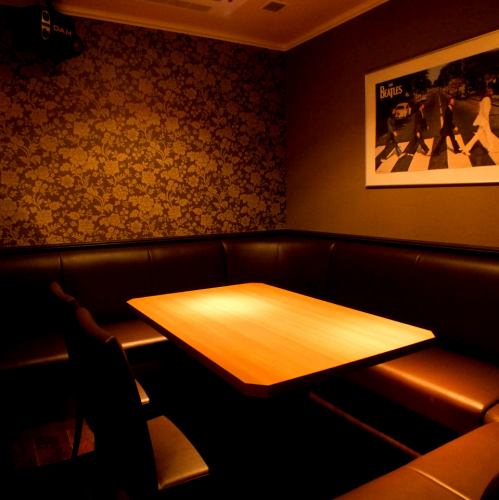【3F】 Luxury sake and dishes in adult private room space.With karaoke