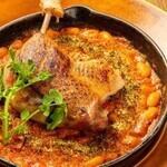 鴨もも肉のコンフィー カスレ仕立て