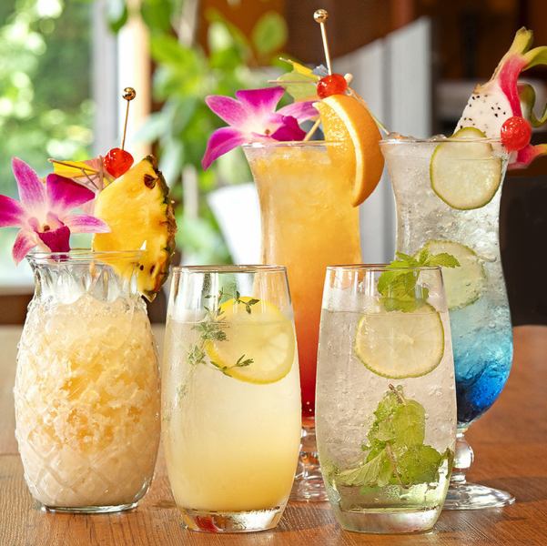 一款充满夏威夷美味风味的无酒精热带鸡尾酒