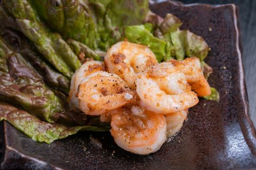 Stir-fried shrimp with black pepper