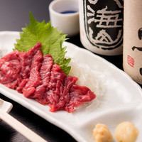 Recommended by the owner! Special horse sashimi made with fresh horse meat.Excellent compatibility with shochu and sake ♪