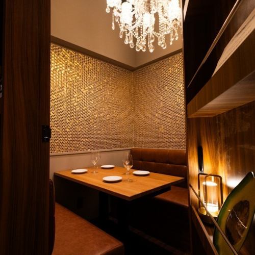 宴会・会食・接待にも最適な完全個室をご用意しております。