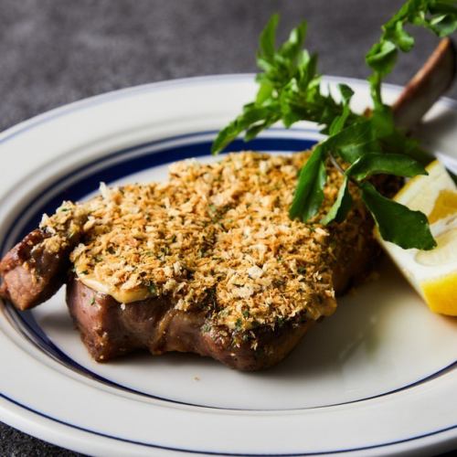 仔羊ラムラックの香草パン粉焼き1本