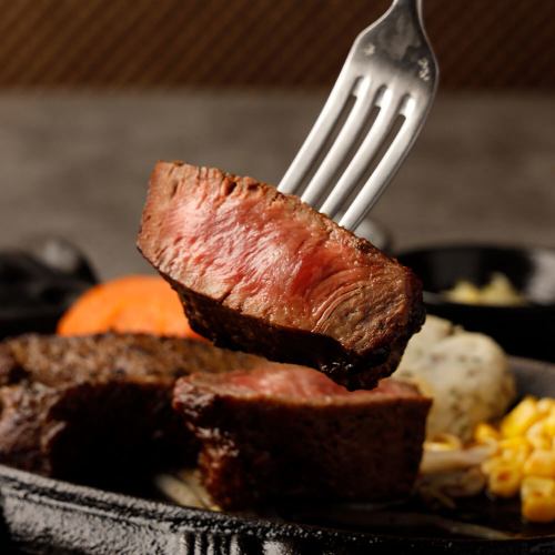 【30年超の職人が目利きした高品質な黒毛和牛】当店で活躍する歴戦の"肉のプロ"が厳選した究極のステーキ。