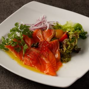 サーモンのカルパッチョ