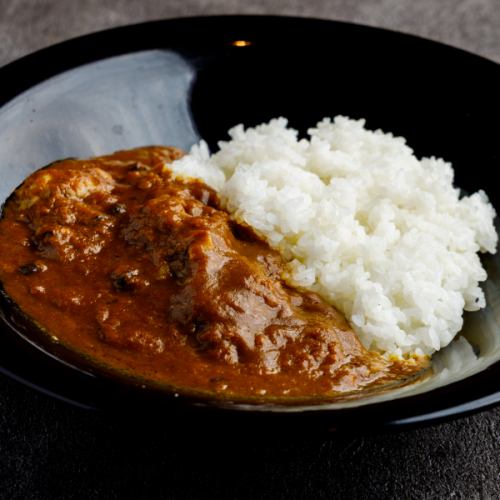 じっくり煮込んだビーフカレーライス