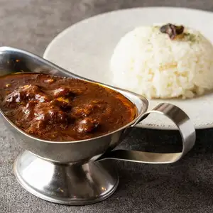 牛排餐厅的牛肉咖喱饭