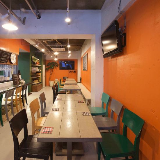 It is a space where you can relax regardless of the scene, such as couples, friends, and families!