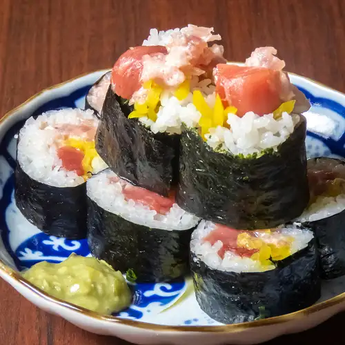蓝鳍金枪鱼紫菜包饭