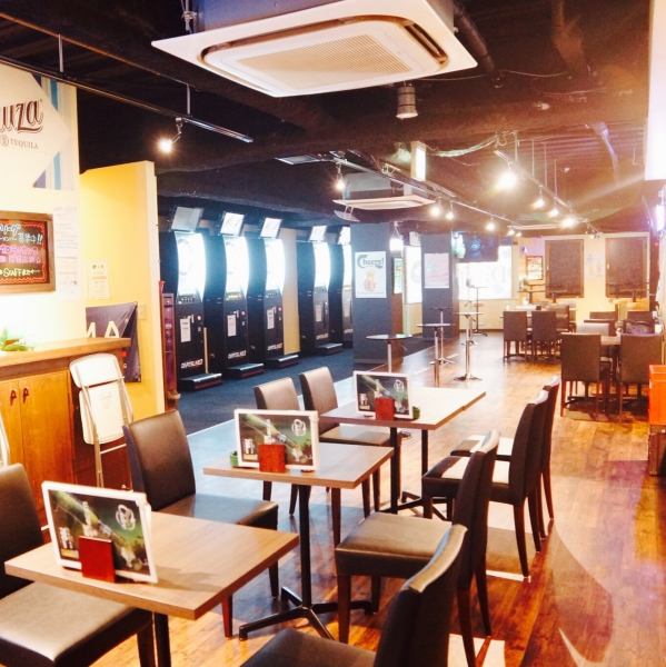 By using more than 40 people, you can charter whole store! Up to 100 people can be used.Because it is in one floor store, you can enjoy the party without having to worry about gayagaya ♪ You can arrange the seats freely and receive the desired production with the layout tailored to the application ★
