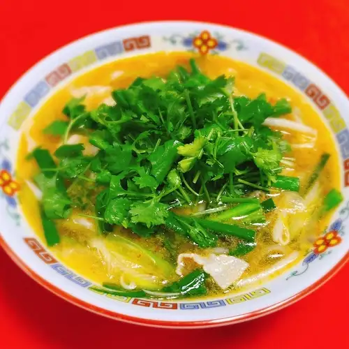 米粉配汤（香菜）