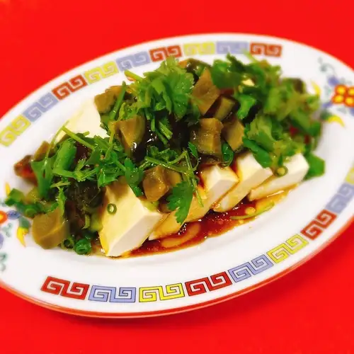 皮蛋豆腐（香菜）