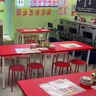 场地可供25至34人的私人聚会预订。*请选择课程。
