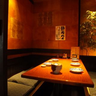 [Complete private room] Various digging kotatsu private room that can be used from 2 people to up to 32 people is perfect for dates, entertainment and banquets!