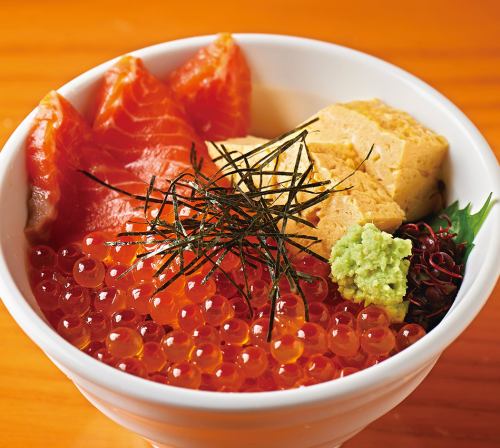 <Kitamae> salmon roe salmon bowl
