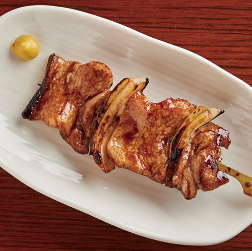 【串焼き】《上富良野産 地養豚》豚バラ串［1本］