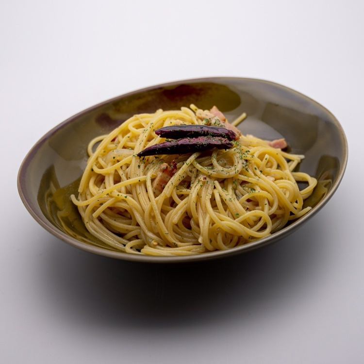 パスタ・ピザを始めとしたおいしい料理の数々。ごゆっくりどうぞ