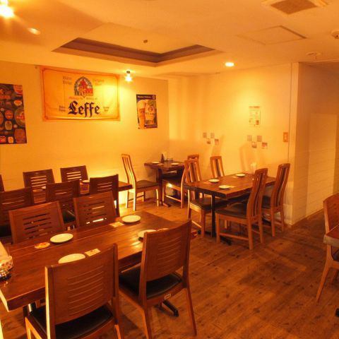 The restaurant can accommodate up to 35 people! The shop is a stylish designer space.Indirect lighting enhances the atmosphere.Please enjoy MANDA's proud beer.We accept various banquets and welcome party.Seasonal beer is prepared according to the season, so you can enjoy delicious beer anytime.