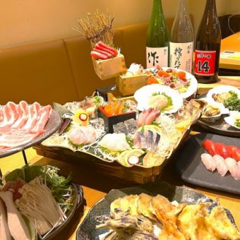 A luxurious course of 10 kinds of sashimi and chef's carefully selected ingredients