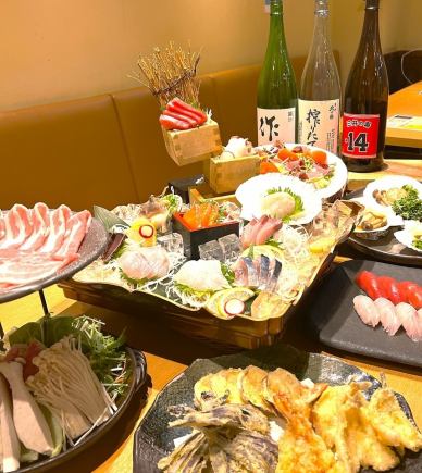 A luxurious course of 10 kinds of sashimi and chef's carefully selected ingredients