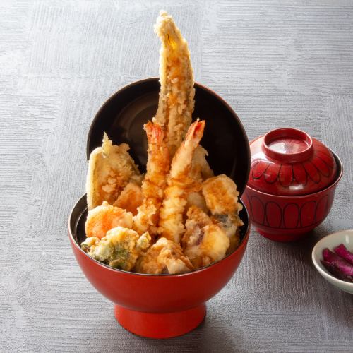 Sushi restaurant seafood tendon