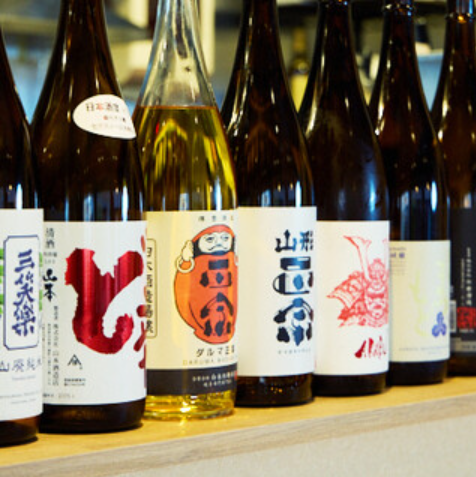 【多彩な日本酒と上質なワイン】
