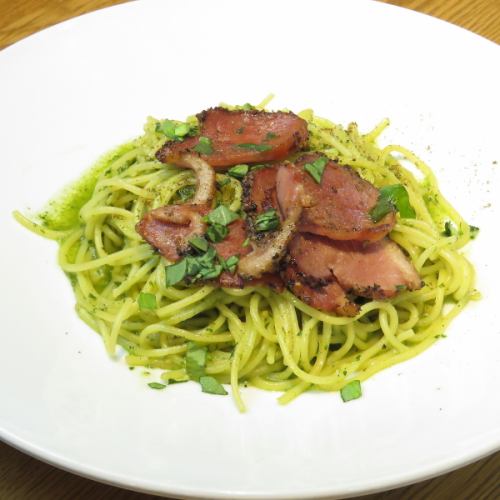 鸭肉菊花香蒜酱