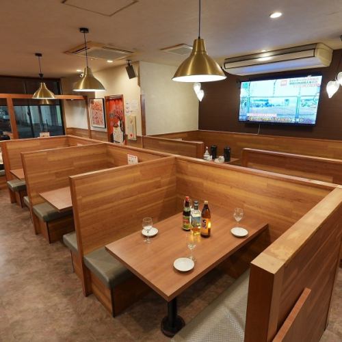 落ち着いて食事が楽しめる