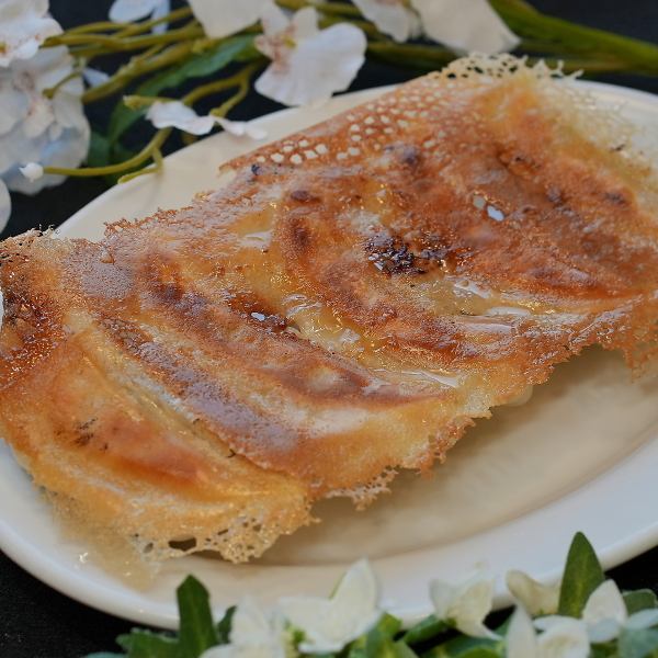 伝統の焼き餃子　5個