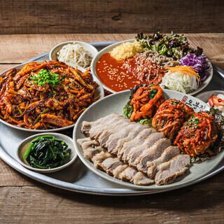 Obon Special (large) serves 3-4 people