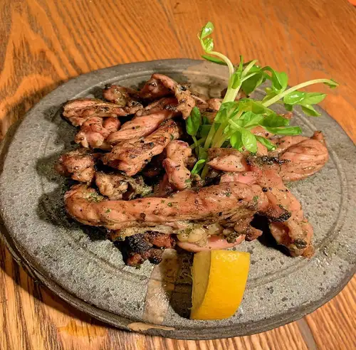 絶好鳥　せせり　バジル風味焼き