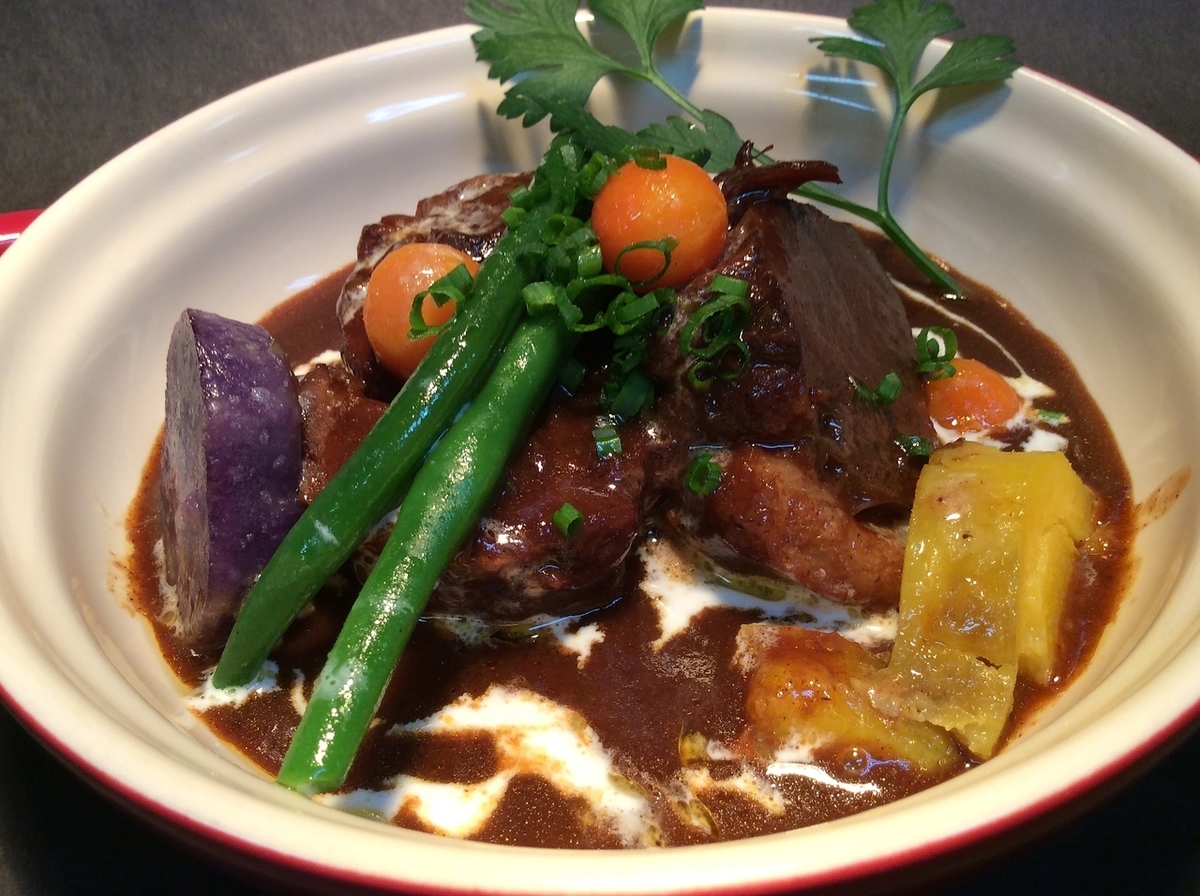 キャセロール 藤枝 公式