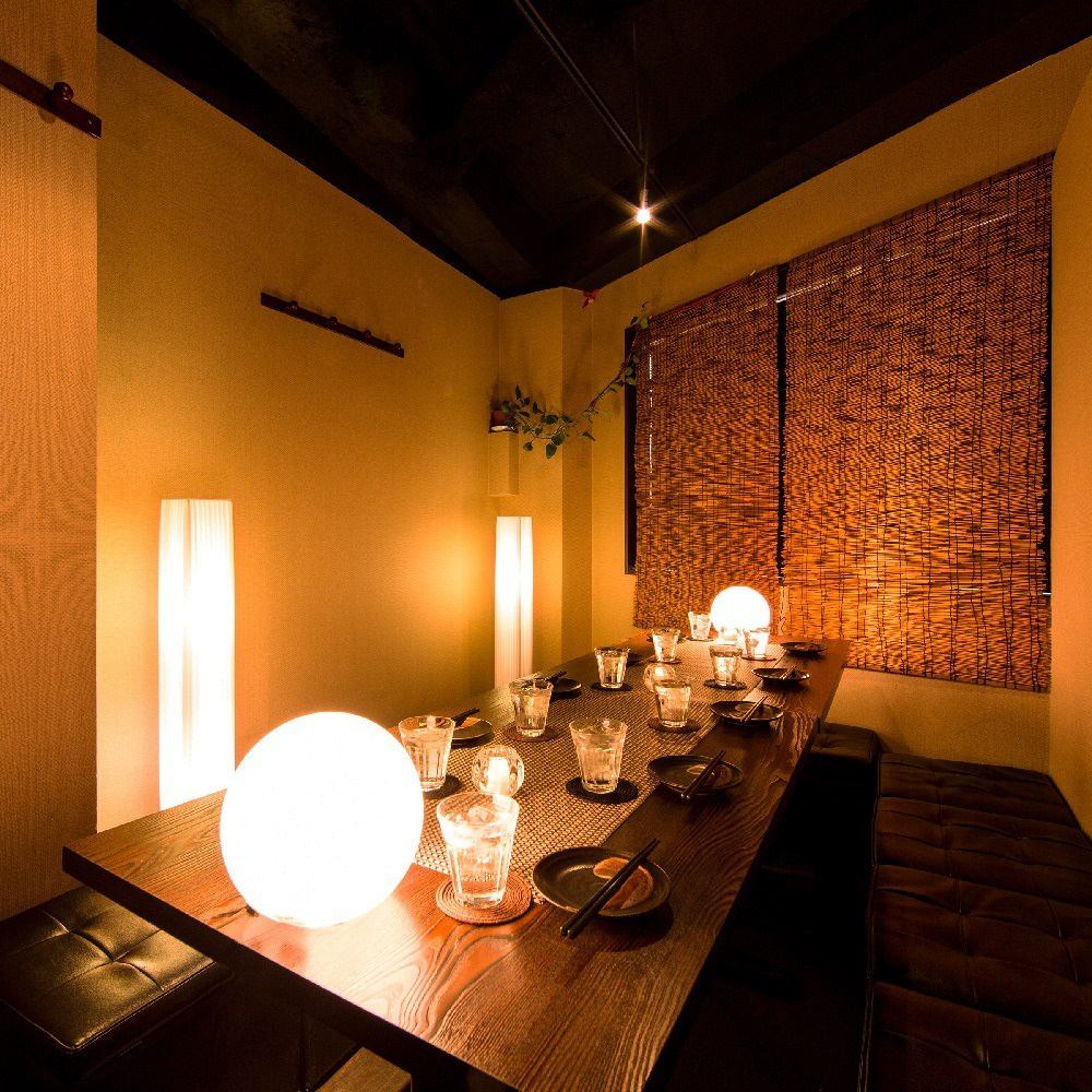 Enjoy a banquet in a high-quality private room... Relax in a spacious private room♪