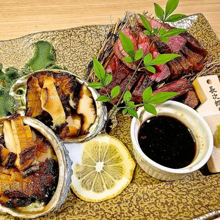 12月1日～＜2ｈ飲放×料理10品＞活き鮑のお造りやステーキなど贅沢なコース料理【活き鮑コース】