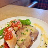 【スタンダードランチ】サラダビュッフェ×Wメイン 大皿プラン ビール付き飲み放題3時間制