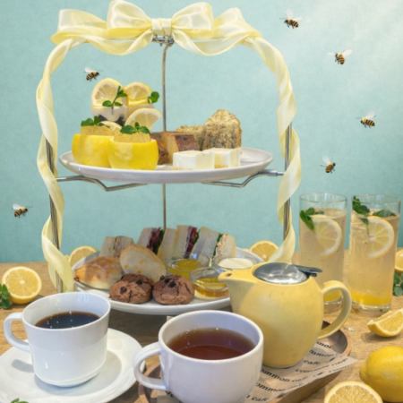 【期間限定】レモンと蜂蜜のアフタヌーンティーセット乾杯モクテル付き〈2.5時間ティーフリー〉