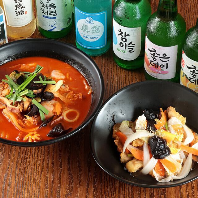Enjoy the authentic taste of Korea. Lunch is also available, so feel free to come by.