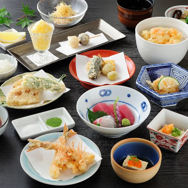 【当店オススメ】全18品の人気ディナーコース「嵐山」季節の食材をたっぷりご用意しております。