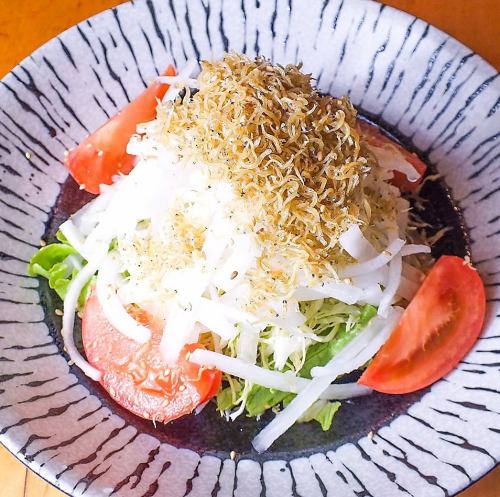 大根とじゃこサラダ