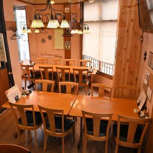 【1F】대인원 이용 ◎ 테이블석.12명~MAX16명으로의 대인원 이용도 OK!이용 인원수의 상담은 부담없이 연락해 주세요♪