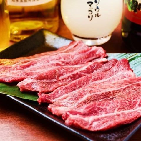 You can easily enjoy yakiniku, which boasts its freshness. Courses start from 1,980 yen (excluding tax)!!