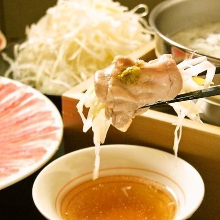 最適合迎送會！【美食+無限暢飲】黑豬肉涮鍋套餐（共7道菜）6,600日元