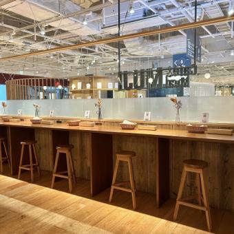 おひとり様でもご利用可能です!コンセント完備!