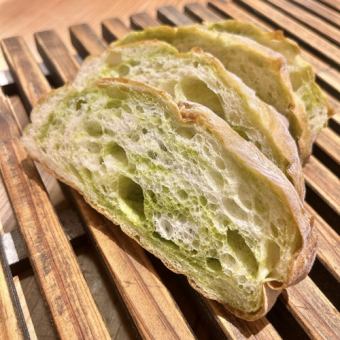 ほうれん草の食事パン