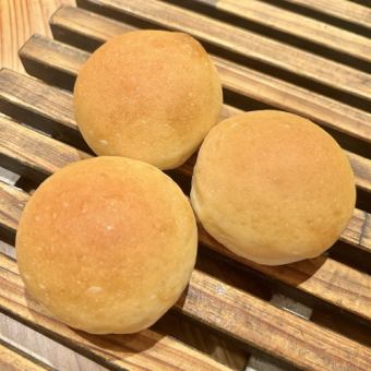 食事パン(丸3個)