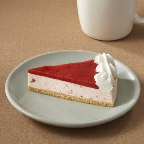 【冬限定】イチゴのムースタルト