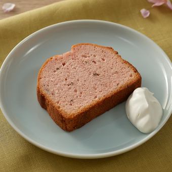 桜のパウンドケーキ
